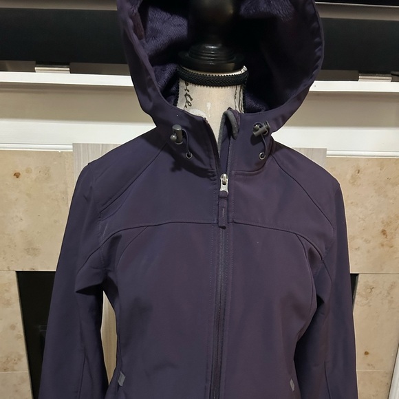 Free Country Women’s Hooded Jacket. Fleece inside. Small. Dark Purple. - Picture 1 of 8